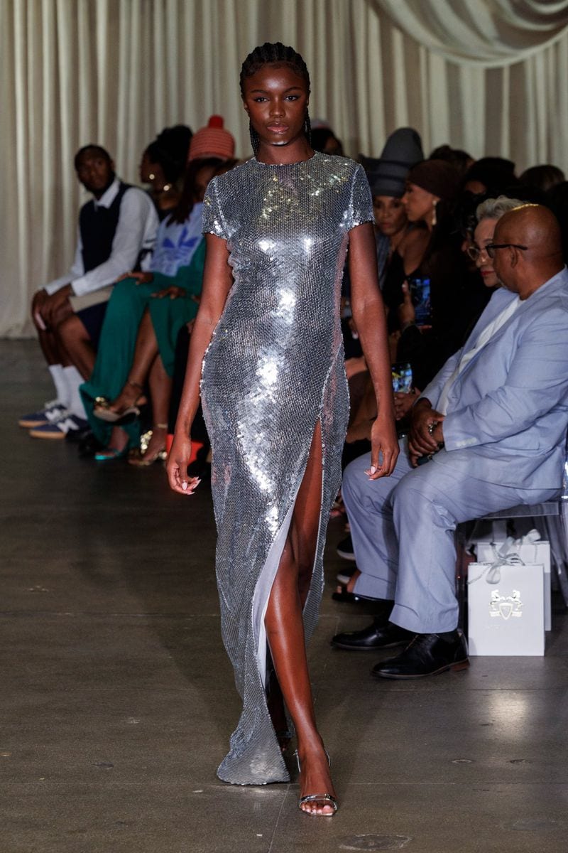 Leomie Anderson — photo 9