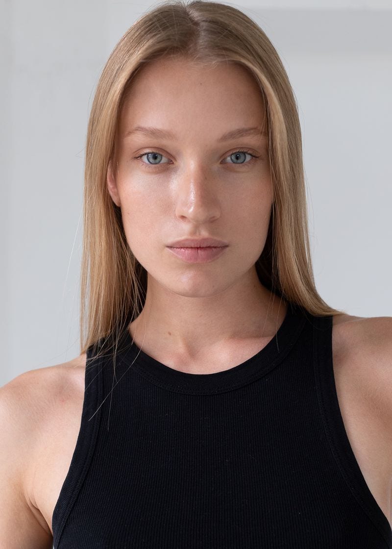Lana Frolova — photo 1