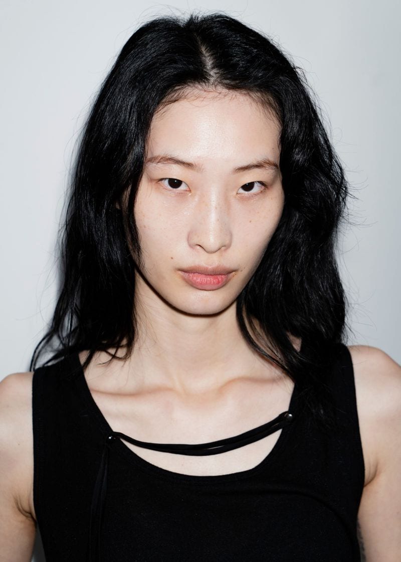 He Jing — photo 1