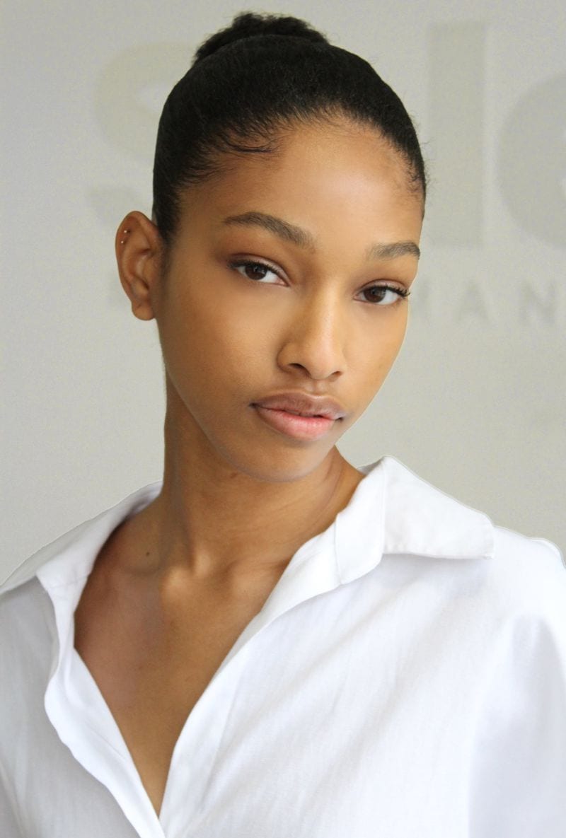 Naomi Chin Wing — photo 1