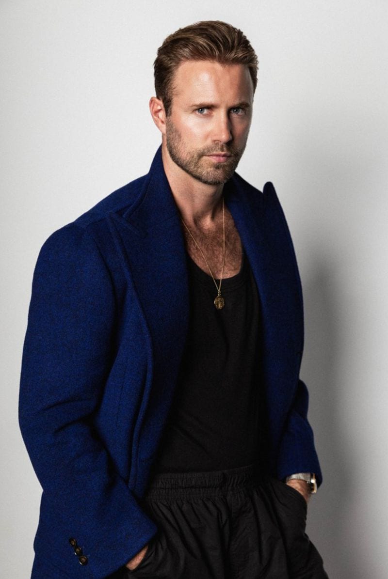 Tom Bull — photo 1