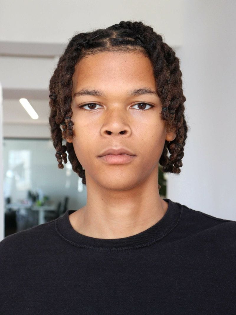 Naim Thomas — photo 1