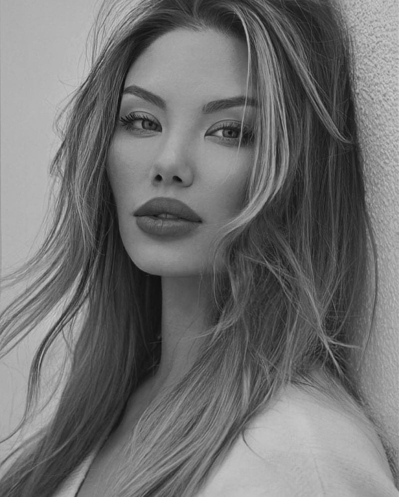 Adelina Novak — photo 1