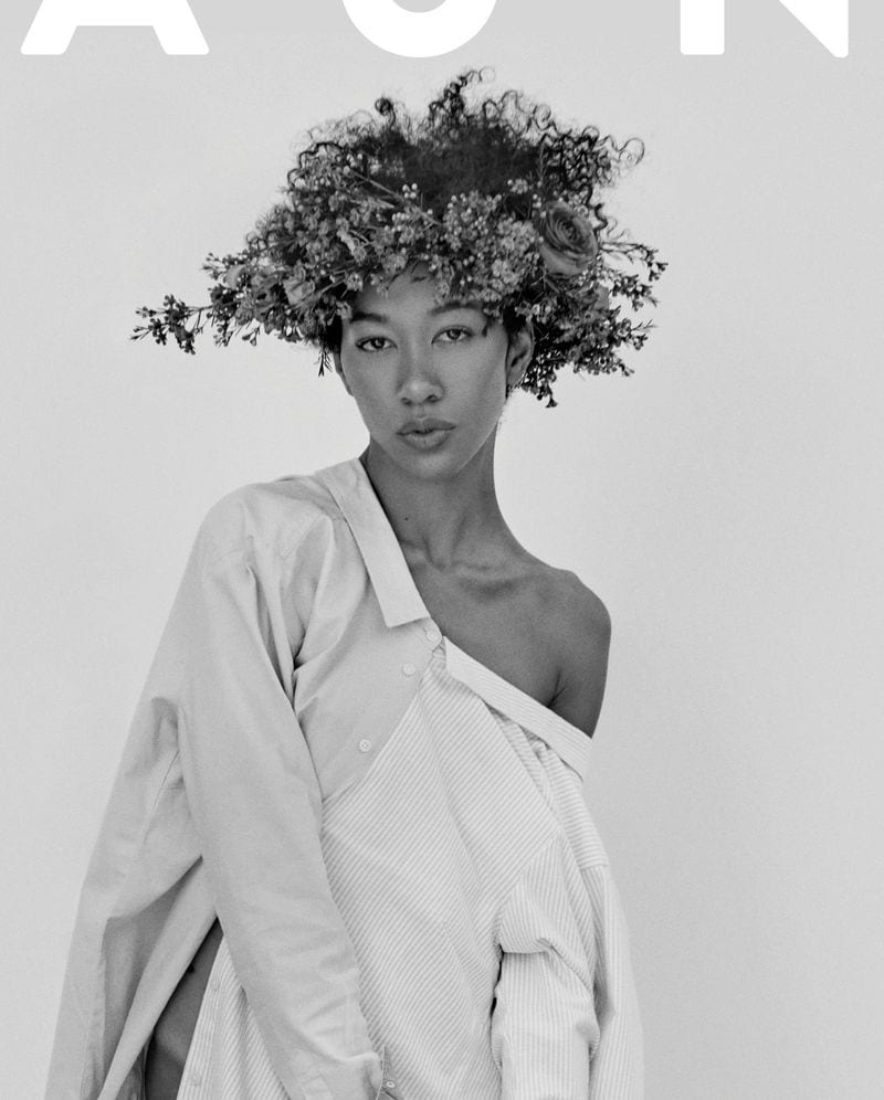Aoki Lee Simmons — photo 1