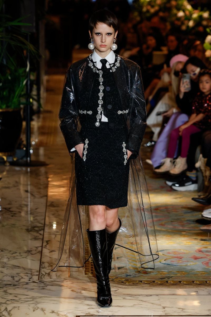 Phoebe Vee — photo 3