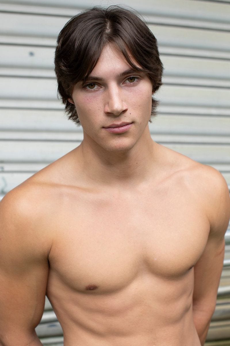 Brady Johnson — photo 1