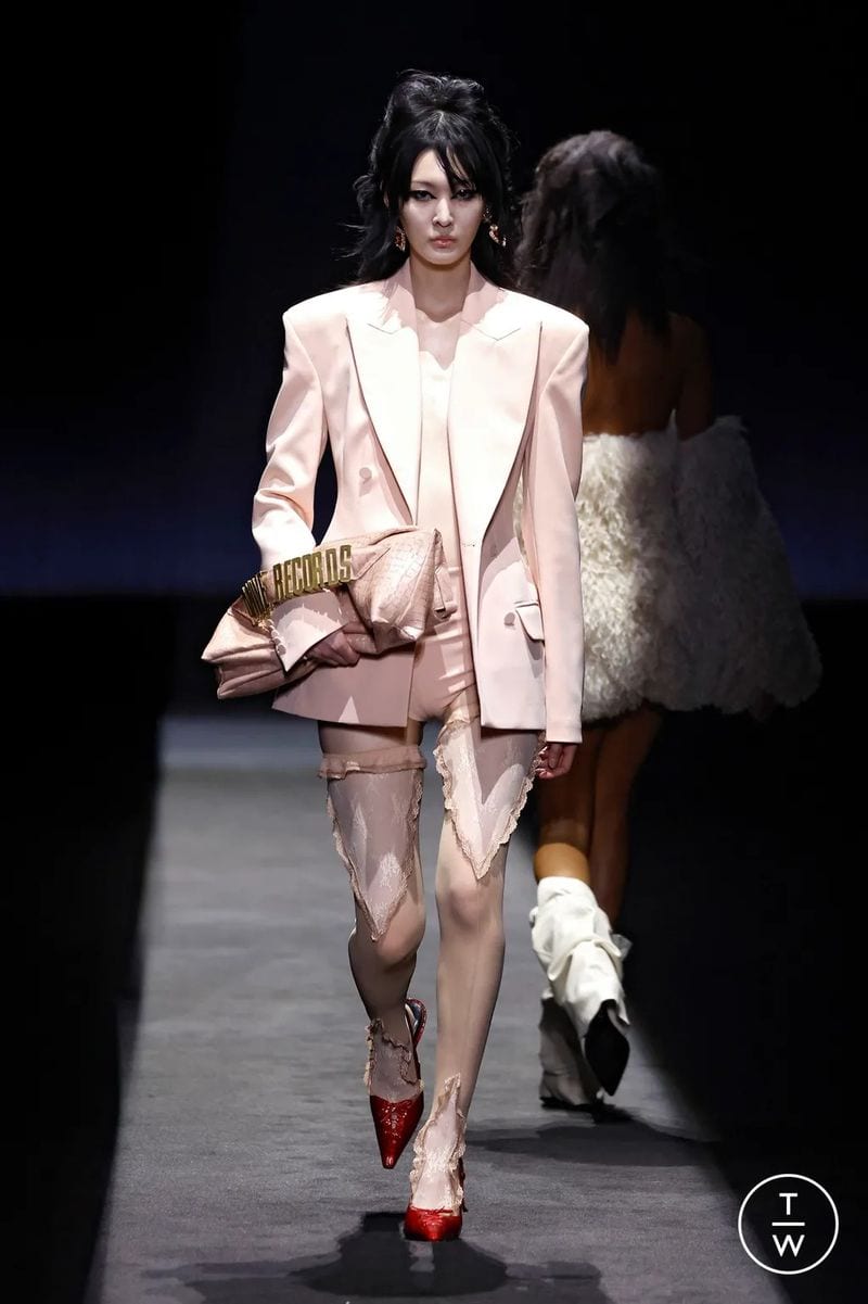 Hyun Seo — photo 3
