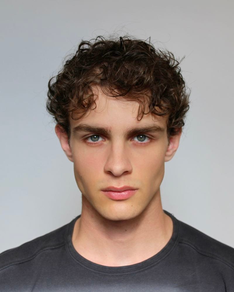 Mathys Menguelti — photo 1