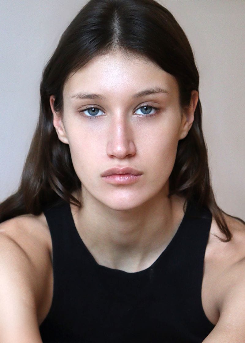 Iris Bacon — photo 1