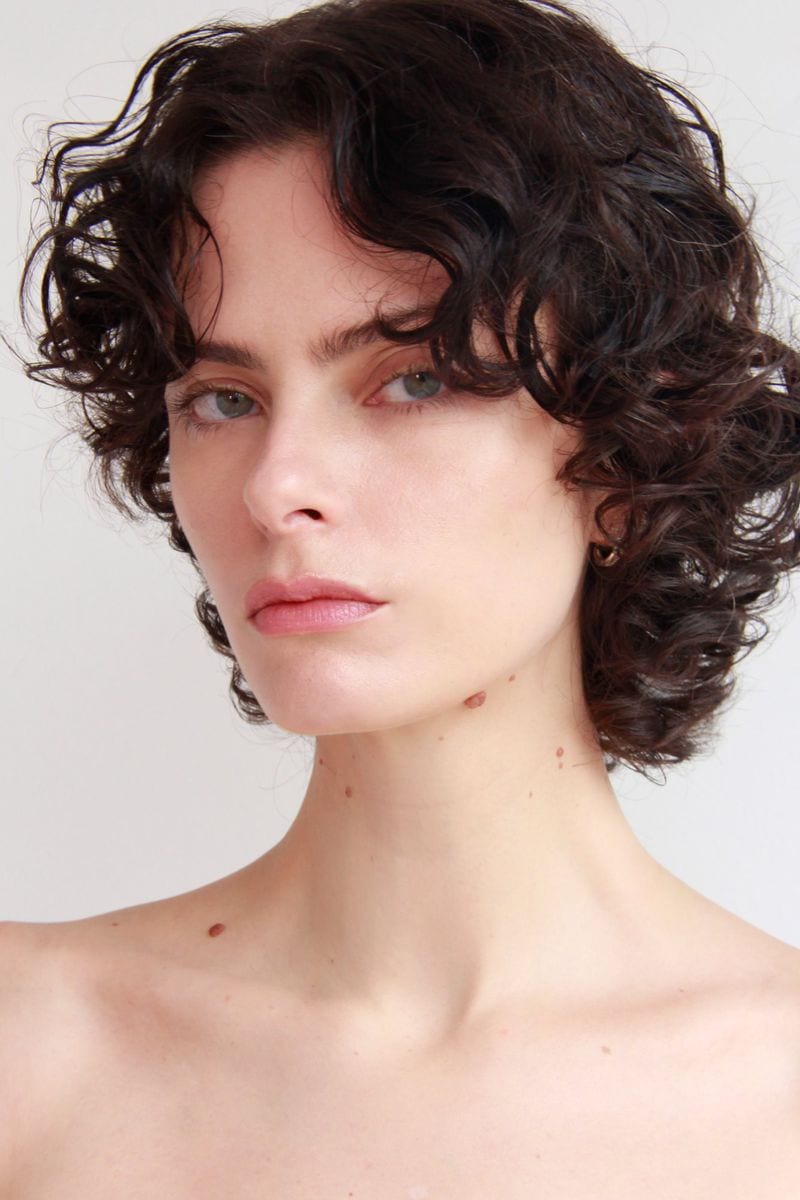 Stefanie Medeiros — photo 1