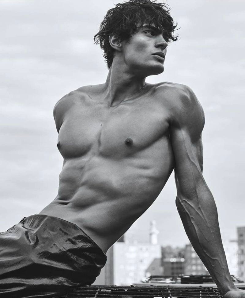 Iago Botelho — photo 1