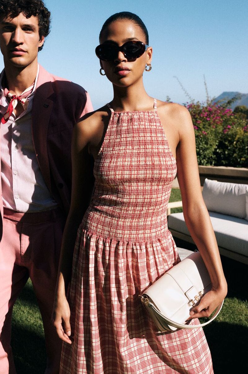 Aya Jones — photo 4