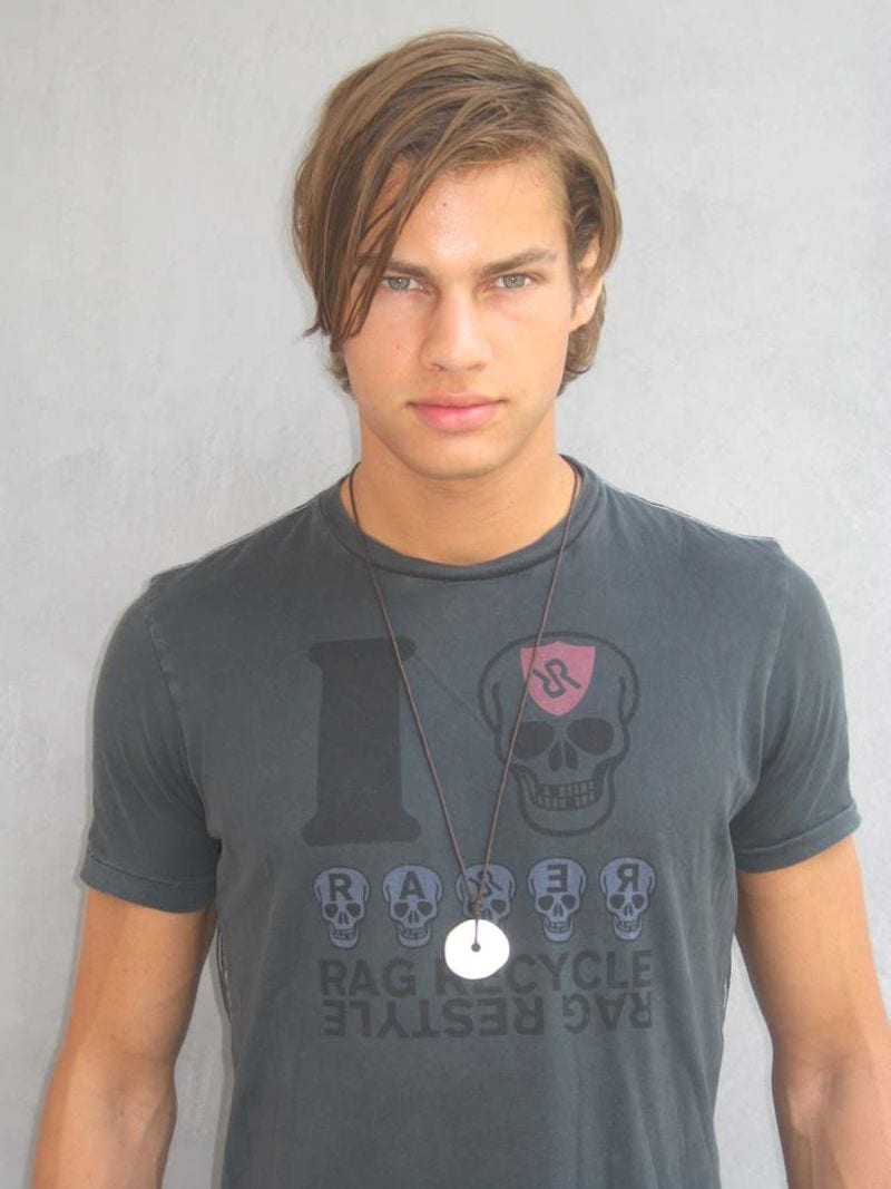 Alexander Kjellevik — photo 1