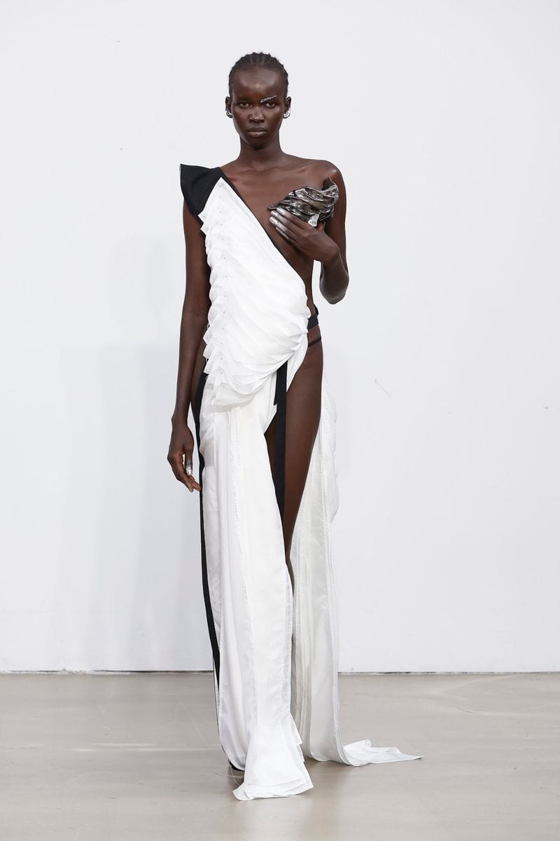 Akuel Malong — photo 11