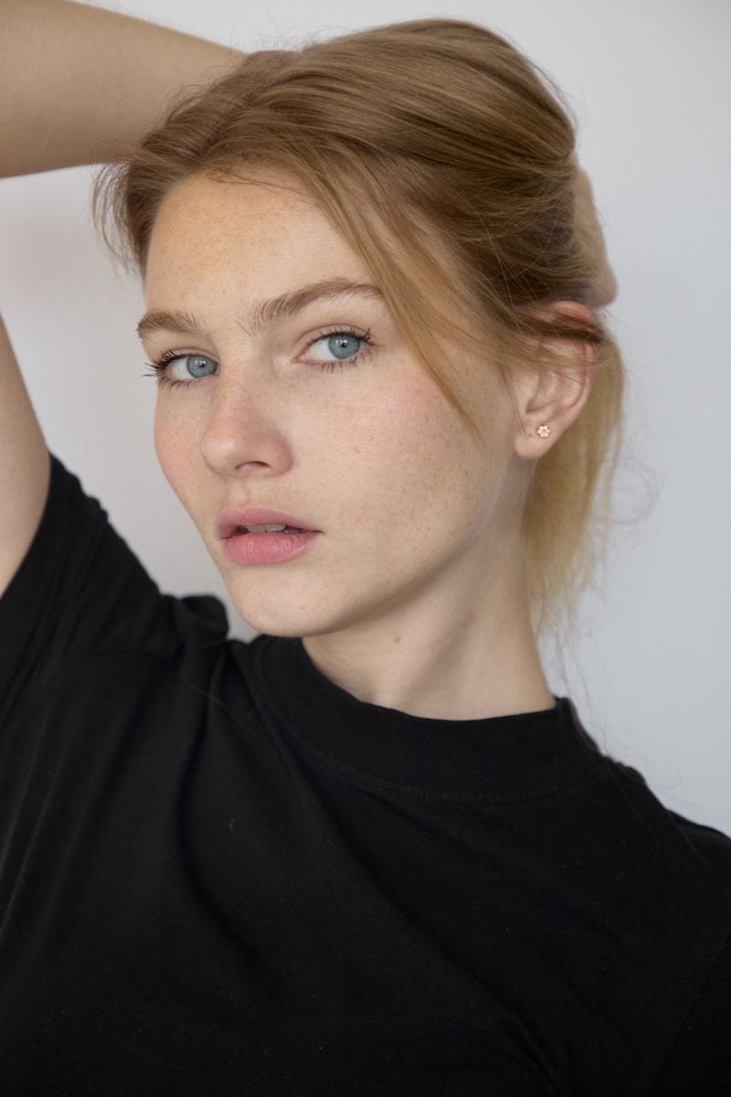Caroline Hahn — photo 1