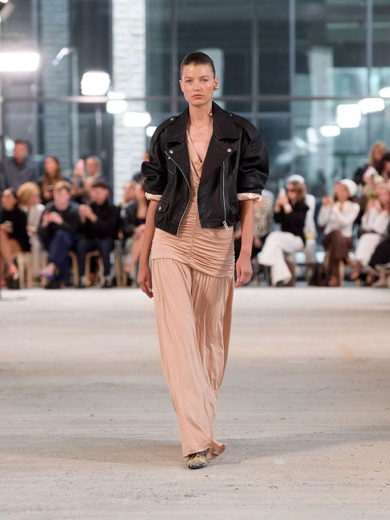 Mathilde Henning — photo 9