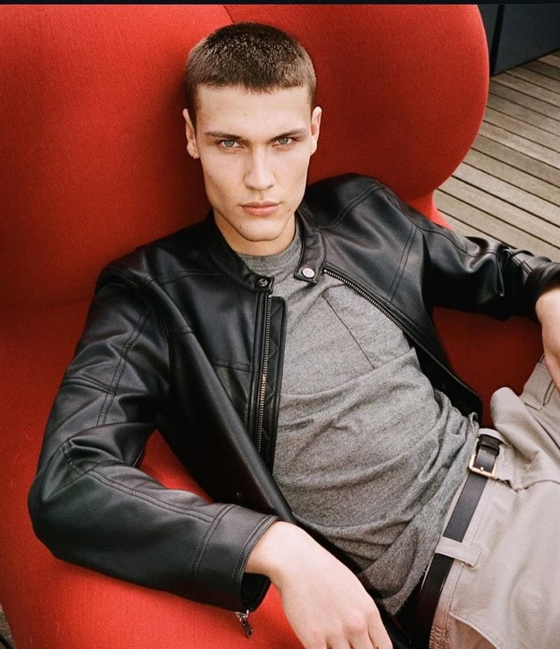 Zack Carton — photo 1
