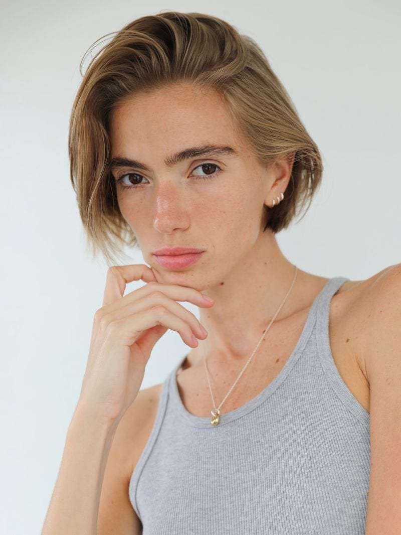 Lulu Hart — photo 1