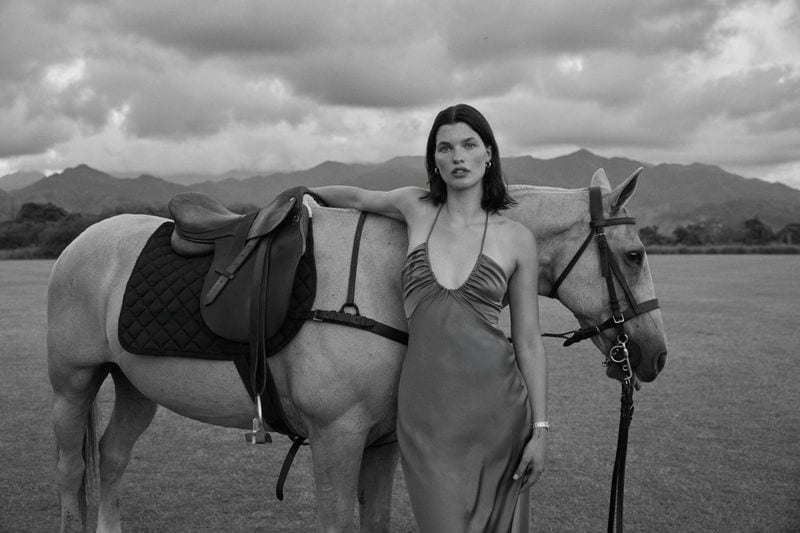 Julia van Os — photo 3