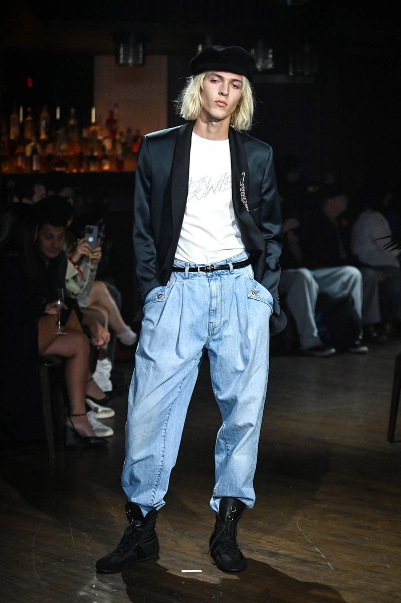 Dylan Moffett — photo 3