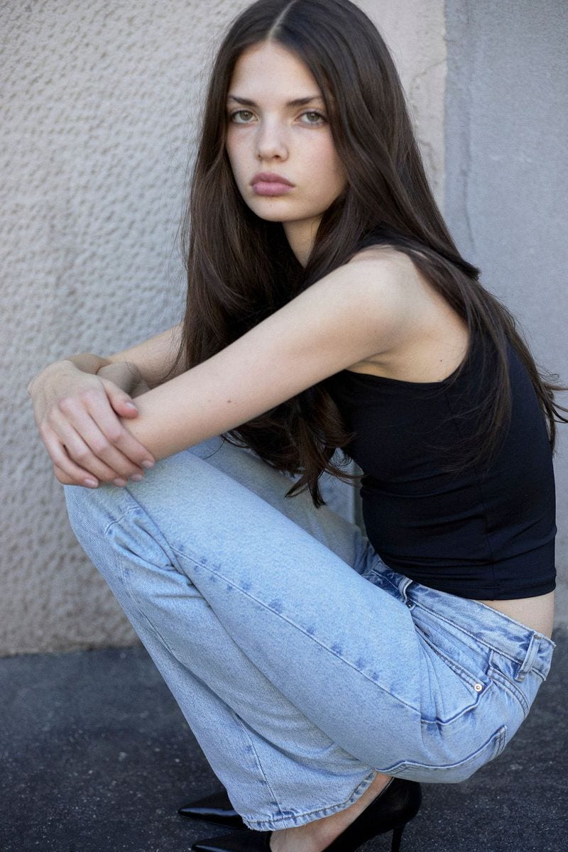 Laura Kaiser — photo 1