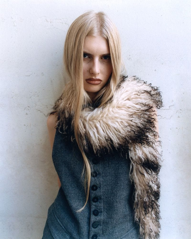 Eve Vassant — photo 2