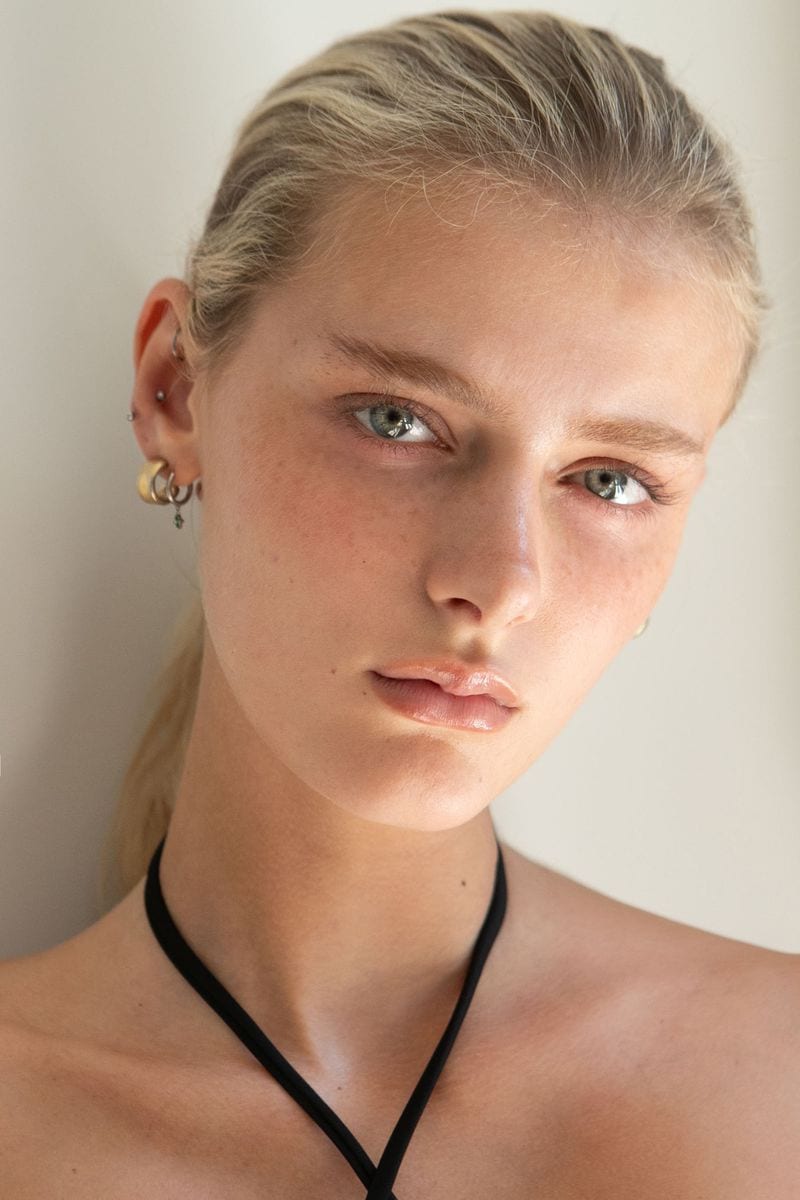Cara Fravel — photo 1