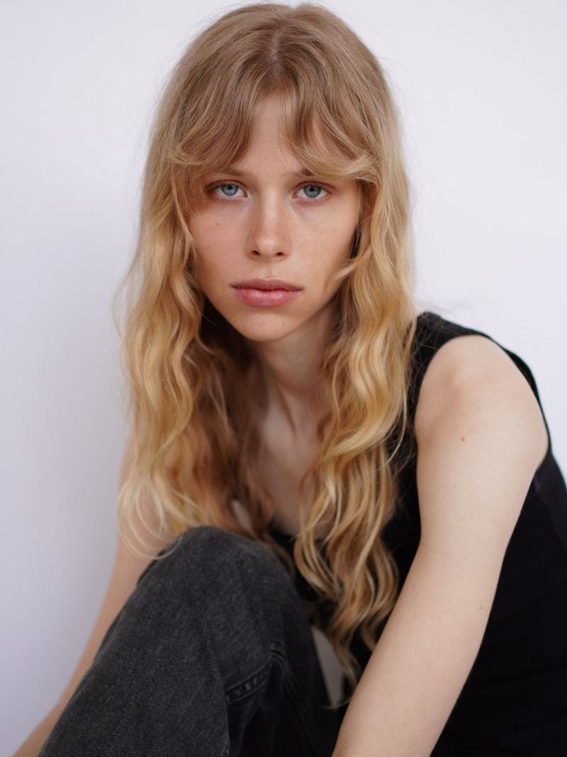Maya Olmas — photo 1