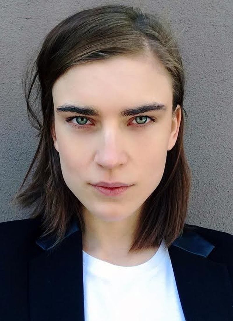 Jana Knauerova — photo 1
