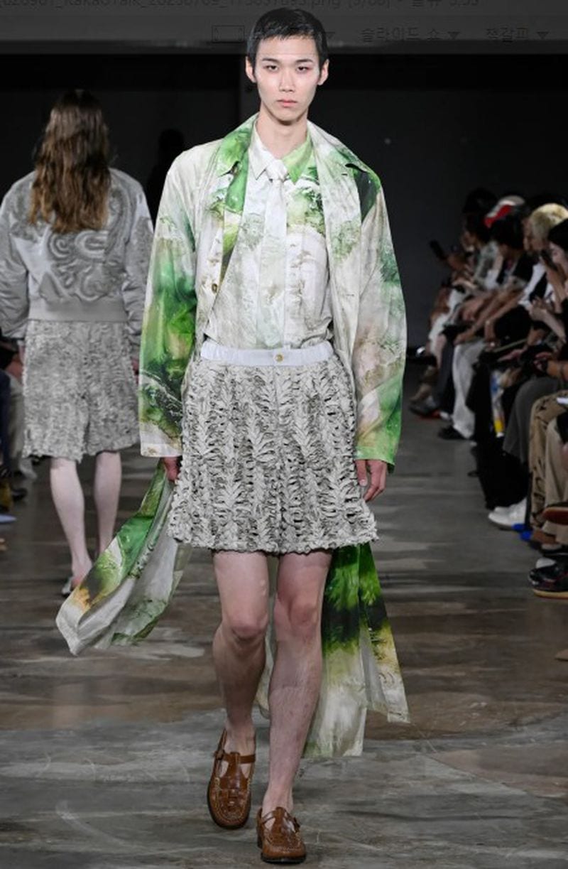 Hyun Jong Hwang — photo 3