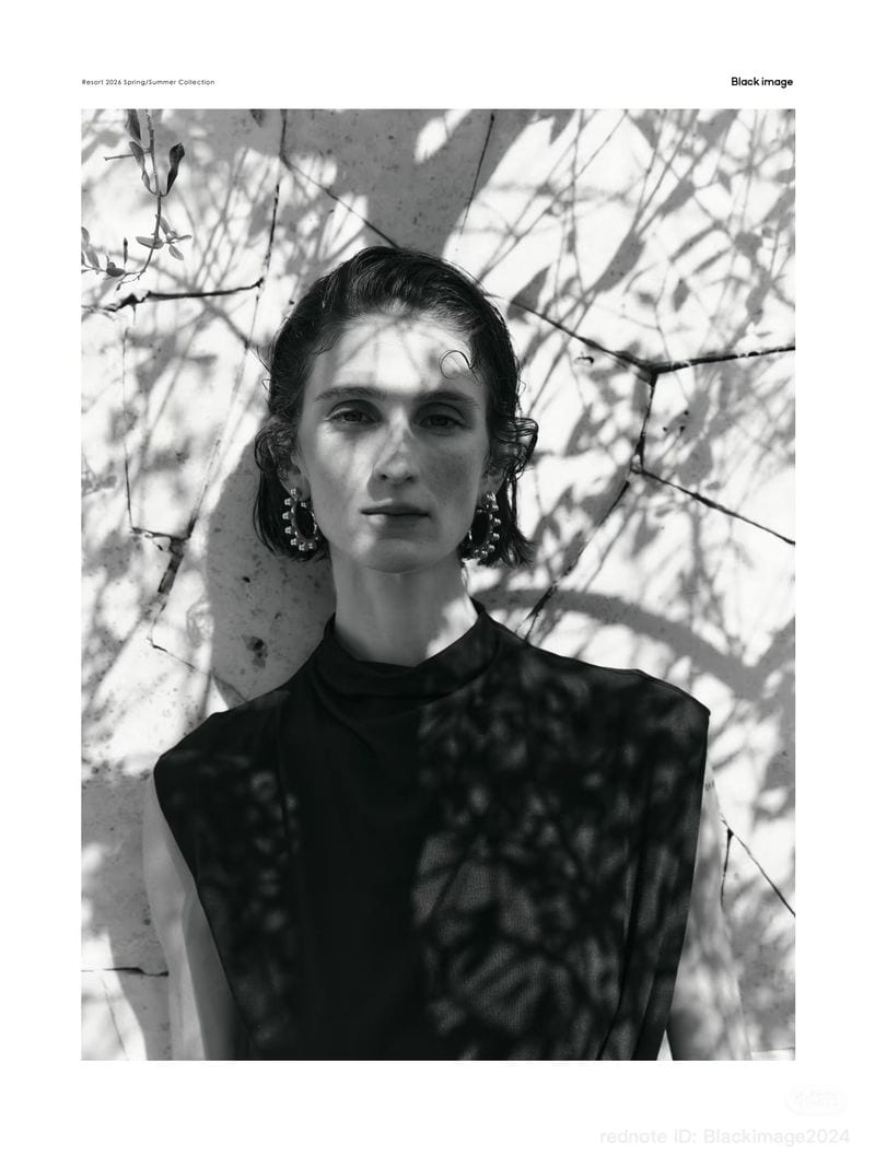 Elodie Leune — photo 1