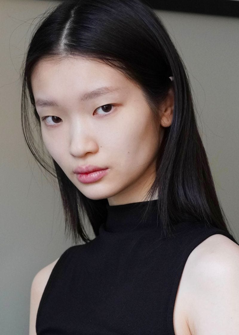 Yan Wenjing — photo 1