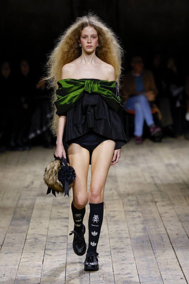 Lei Johnston — photo 1