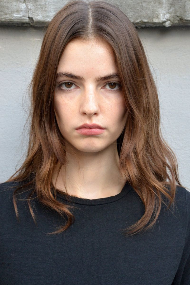Mia Harcourt — photo 1