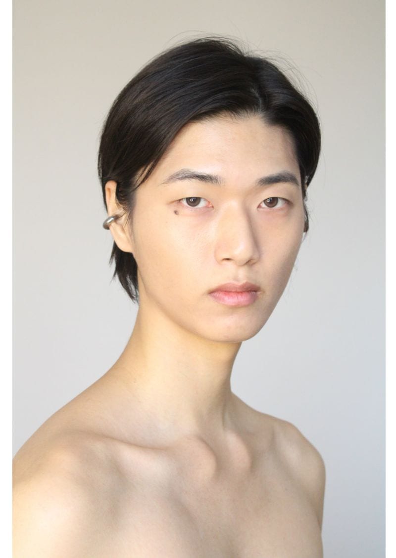 Jun Hong — photo 1