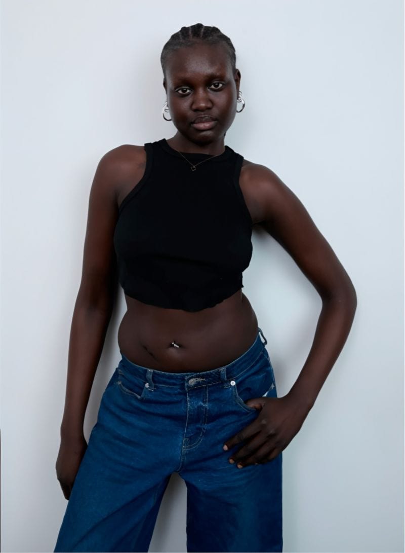 Akona Adichol — photo 2