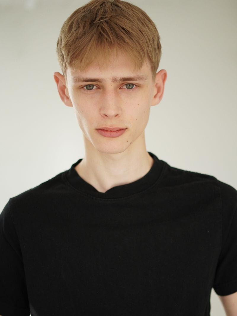 Alvar Lambert — photo 1