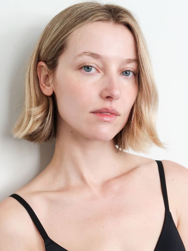 Emily Van Raay — photo 1
