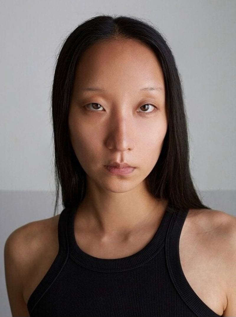 Olivia Lee — photo 1