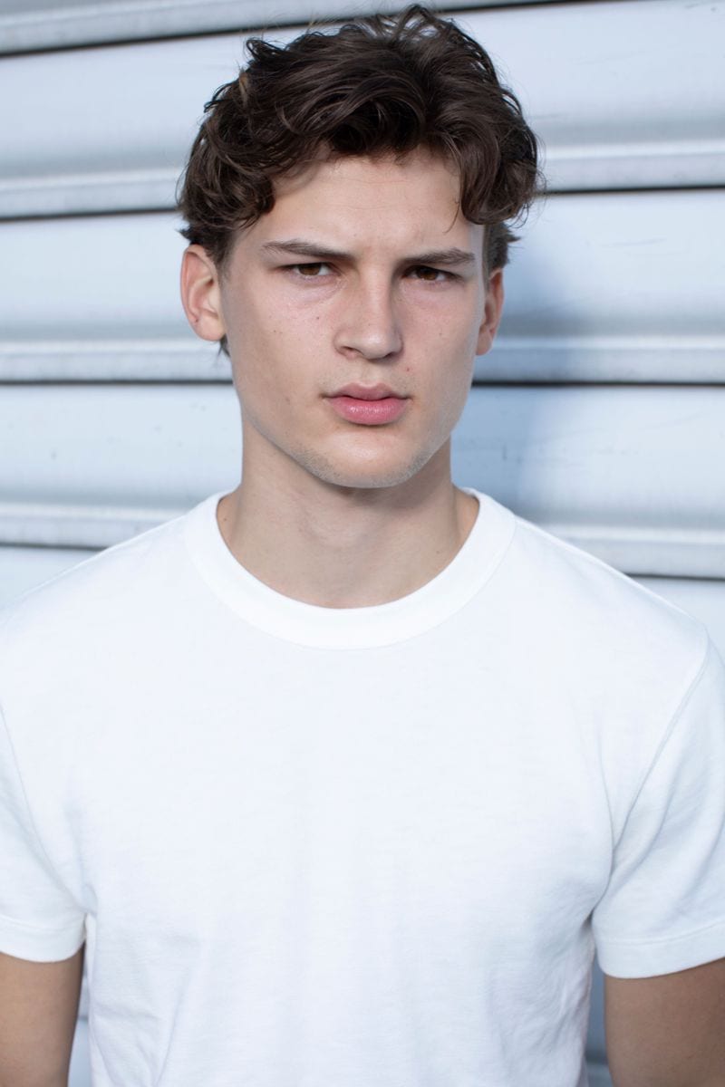Elliot Oomen — photo 1