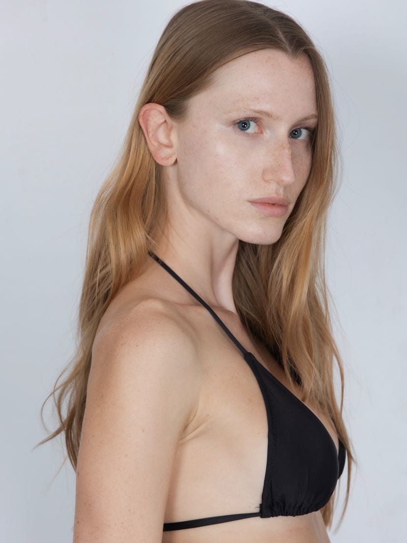Linda Novotna — photo 1