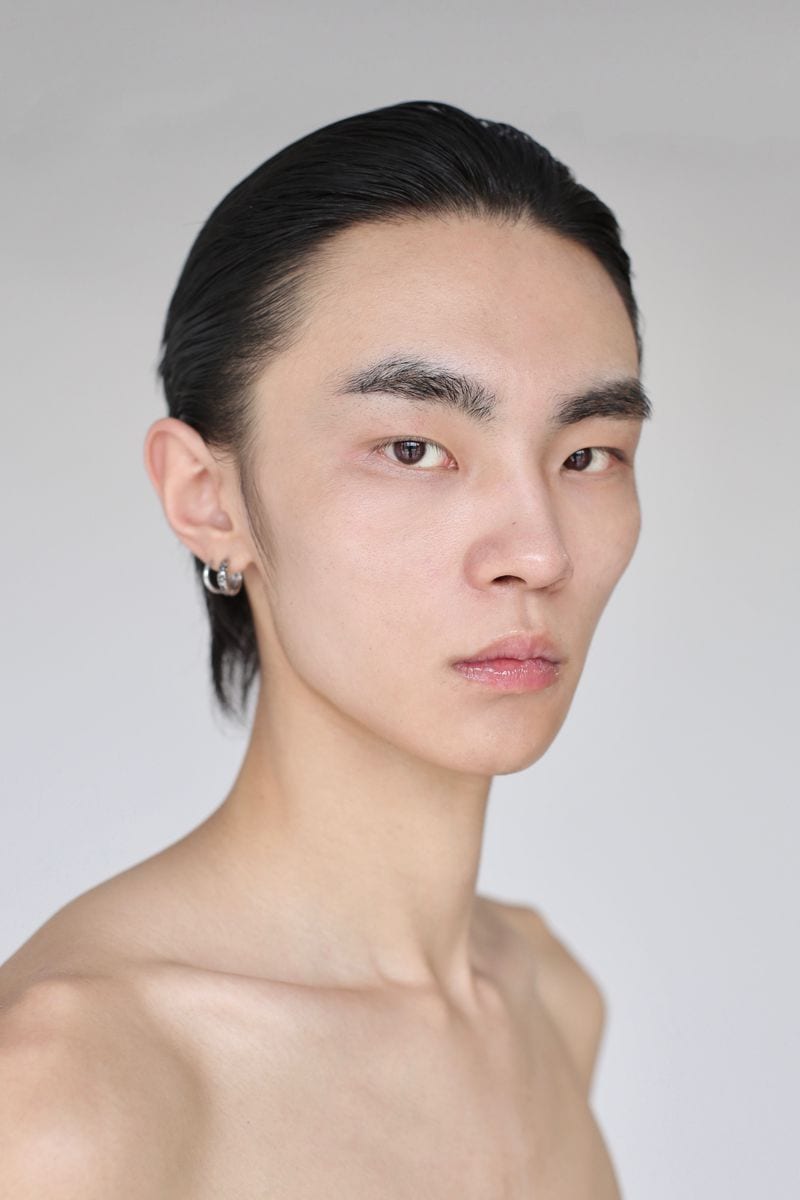 Han Zhuoting — photo 1