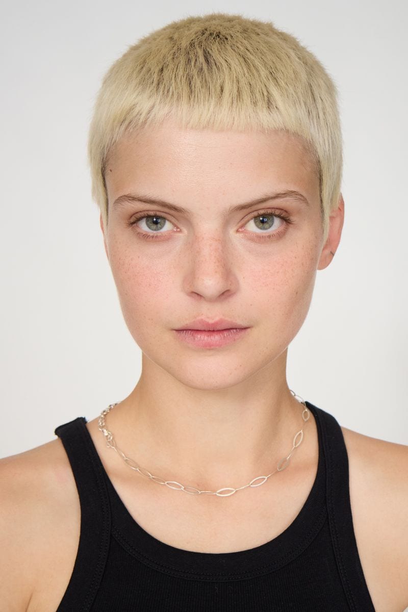 Marta Hernandez — photo 1