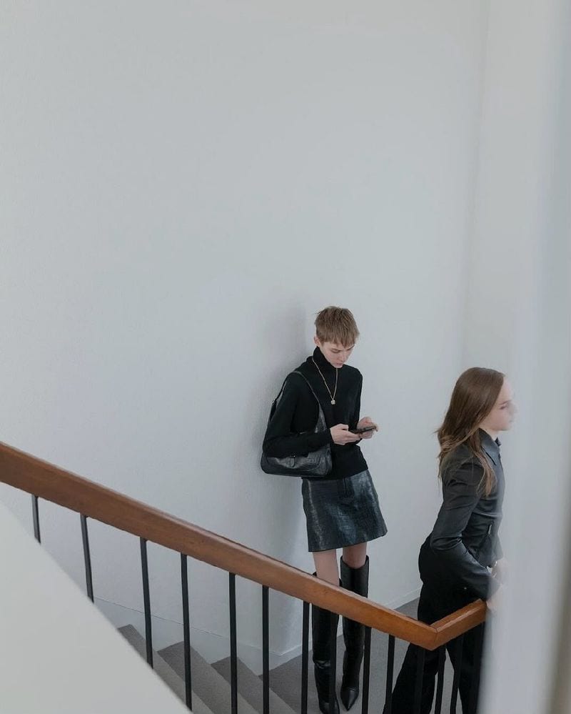 Lou Hughes — photo 9