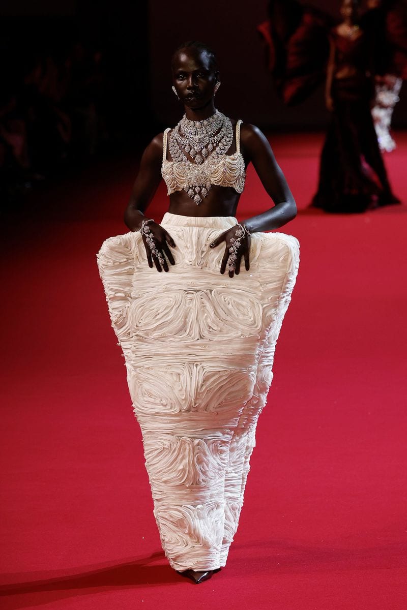 Naomi Apajok — photo 2