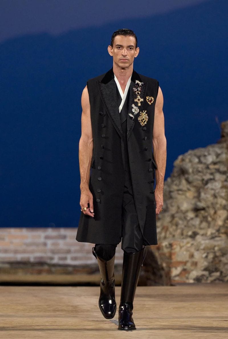 Grego Belau — photo 2