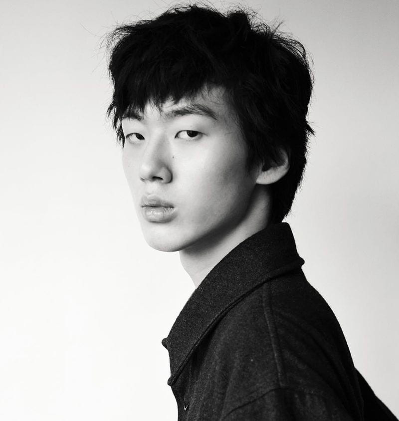 Hoya Lee — photo 1
