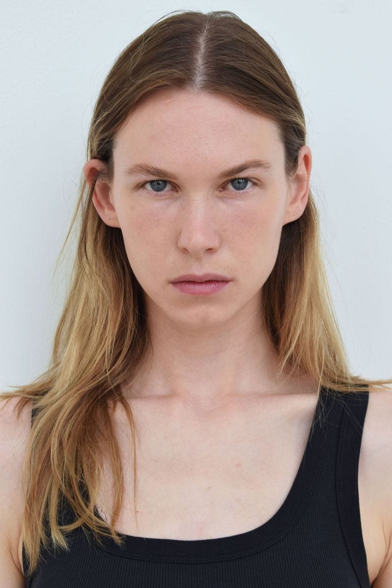 Stephanie Groll — photo 1
