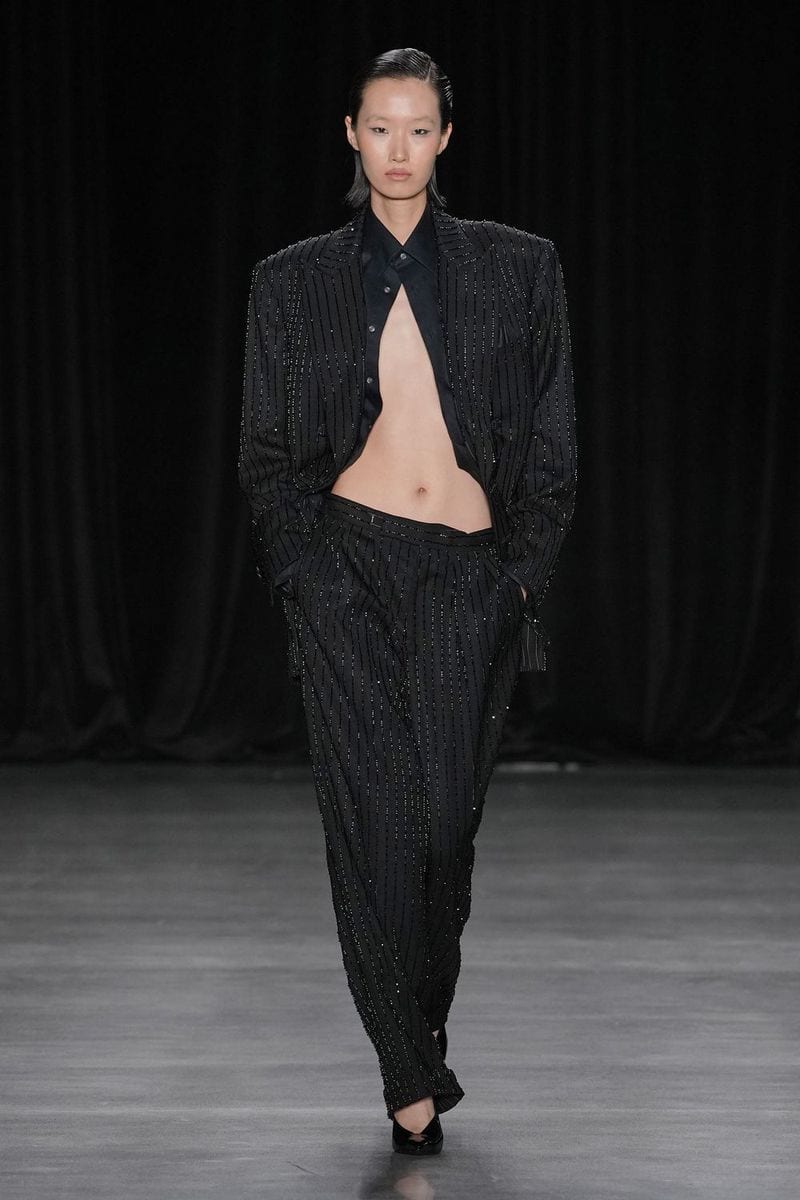 Mingyi Tang — photo 4