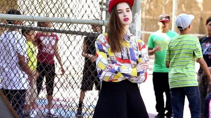 Carly Engleton — photo 1